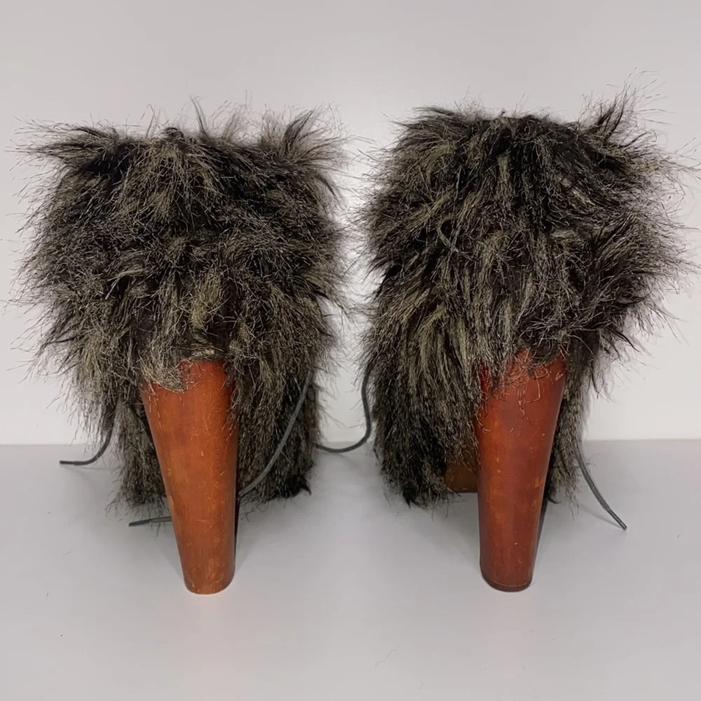 Rare Limited Edition Lita - Shag Jeffrey Campbell Faux Fur Booties in Ta… - Picture 4 of 17